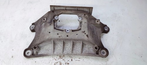 ŁAPA PODPORA SKRZYNI BIEGÓW AUDI A4 A5 8K0399263T