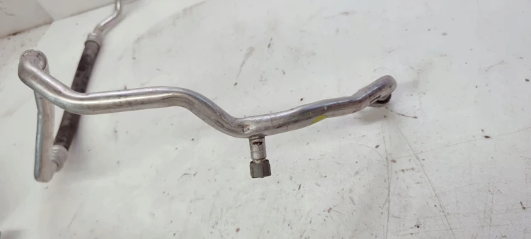 PRZEWÓD WĄŻ KLIMATYZACJI AUDI Q3 F3 5QF816743N