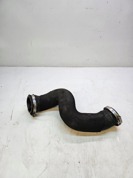 RURA WĄŻ INTERCOOLERA AUDI Q5 8R 8R0145737J