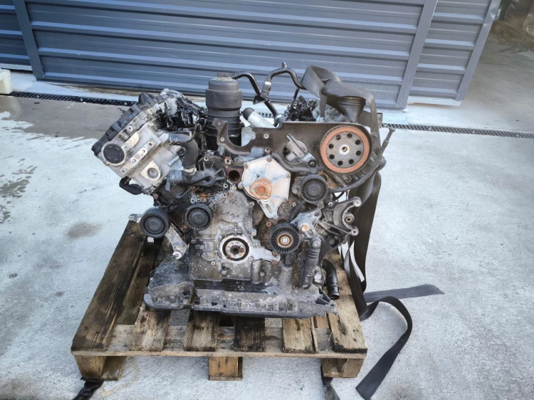 SILNIK AUDI A4 B8 A5 2.7 TDI CAM * CAMA * ORYGINAŁ !!!