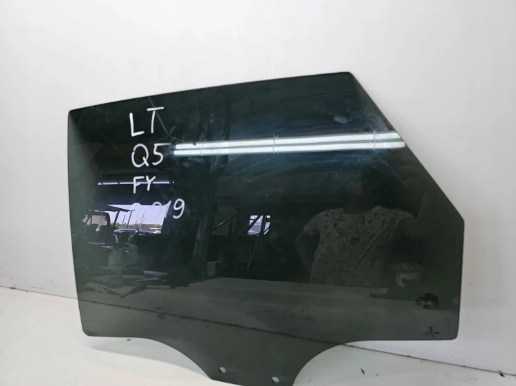 SZYBA BOCZNA DRZWI LEWY TYŁ AUDI Q5 FY 80A 2019 80A845205A