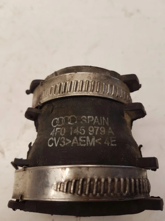 RURA WĄŻ INTERCOOLERA AUDI A6 C6 4F0145979A