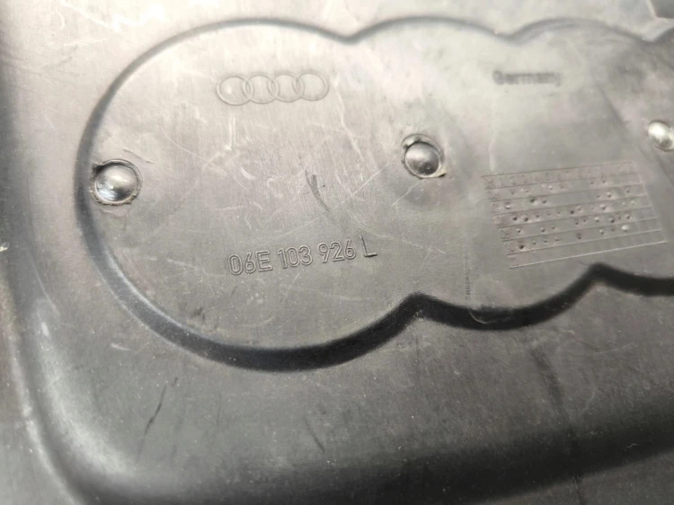 OSŁONA POKRYWA SILNIKA AUDI A4 B8 A5 8T 3.2 06E103926L !!!