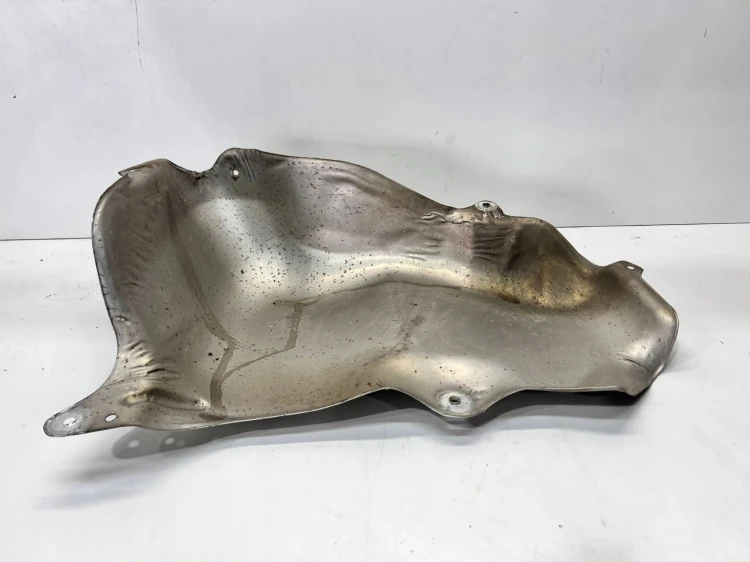 OSŁONA TERMICZNA AUDI A3 LIFT VW GOLF 1K0825721D