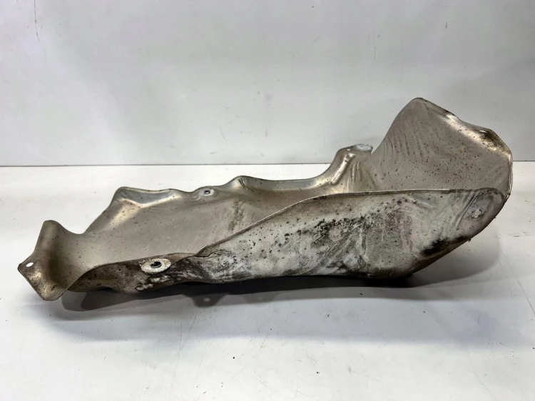 OSŁONA TERMICZNA AUDI A3 LIFT VW GOLF 1K0825721D