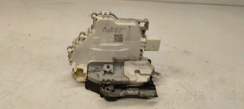 ZAMEK DRZWI PRAWY PRZÓD AUDI A3 8V 8X2837016B 7PIN