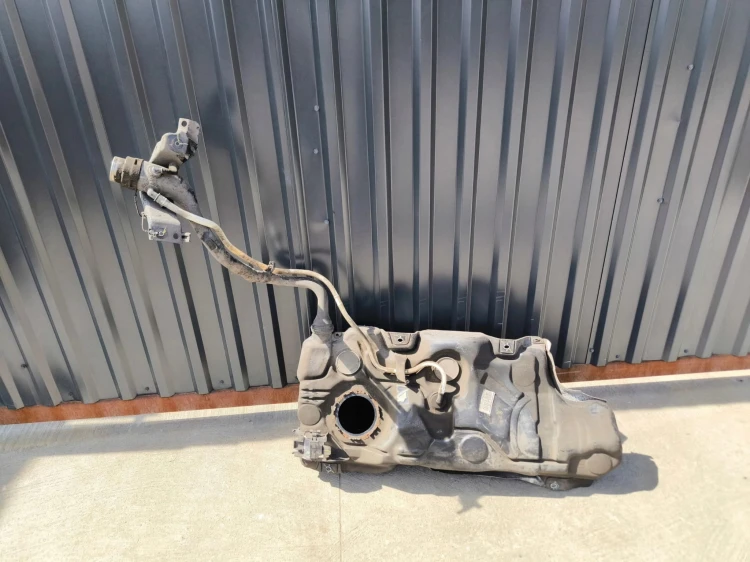 BAK ZBIORNIK PALIWA AUDI A3 8V SEDAN VW SEAT SKODA 5Q0201021RG DIESEL