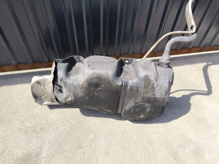 BAK ZBIORNIK PALIWA AUDI A3 8V SEDAN VW SEAT SKODA 5Q0201021RG DIESEL