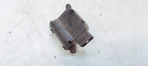 SILNICZEK NAGRZEWNICY AUDI A4 B6 B7 8E1820511D