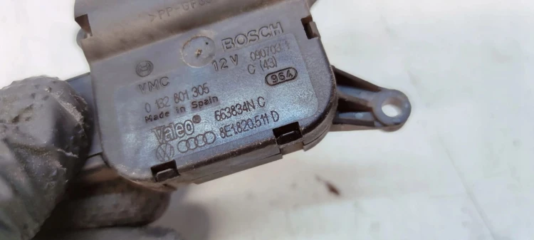 SILNICZEK NAGRZEWNICY AUDI A4 B6 B7 8E1820511D
