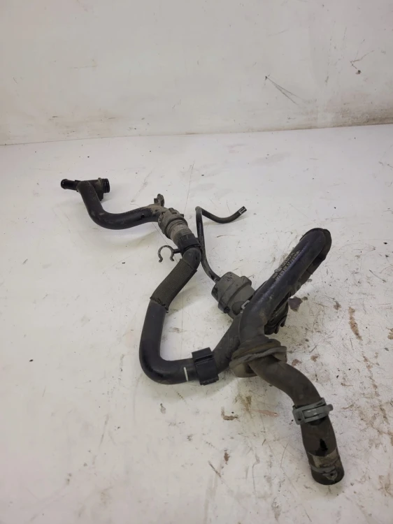 WĄŻ RURA WODY AUDI A4 B8 A5 8T 8K1819350AT