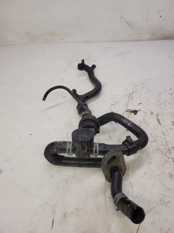 WĄŻ RURA WODY AUDI A4 B8 A5 8T 8K1819350AT