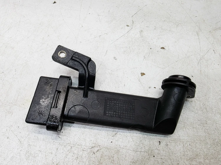 RURKA SMOK SSAK OLEJU AUDI VOLKSWAGEN SEAT SKODA 2.0 TDI 03L906461L
