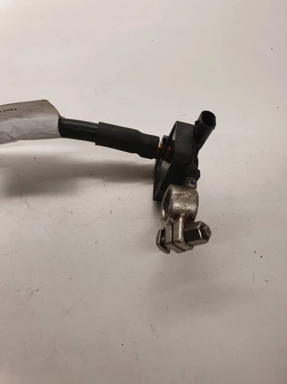 KLEMA MINUSOWA AUDI A4 A5 Q5 8K0915181C