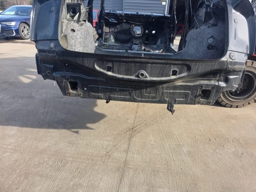 ĆWIARTKA WANNA PAS TYLNY AUDI Q3 8U 2011-2016 ORYGINAŁ !!!