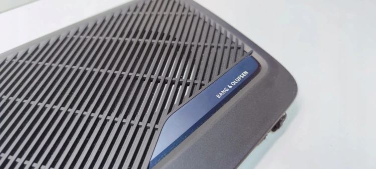 MASKOWNICE KOMPLET AUDI A4 B9 BANG & OLUFSEN