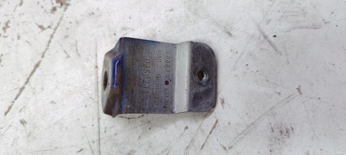 UCHWYT WSPORNIK BŁOTNIKA LEWY AUDI A1 8X 8X0821167