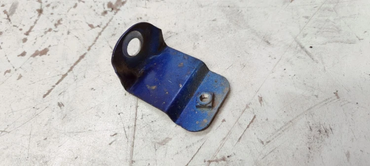 UCHWYT WSPORNIK BŁOTNIKA LEWY AUDI A1 8X 8X0821167