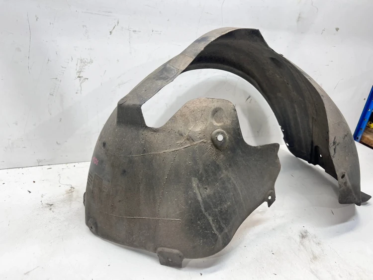 NADKOLE PLASTIKOWE PRAWY PRZÓD AUDI A3 8P 8P0821172G 11/26