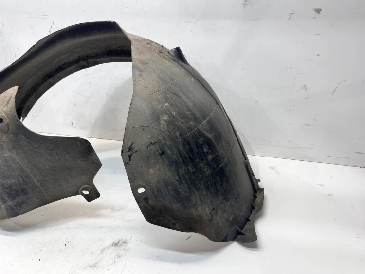NADKOLE PLASTIKOWE PRAWY PRZÓD AUDI A3 8P 8P0821172G 11/26