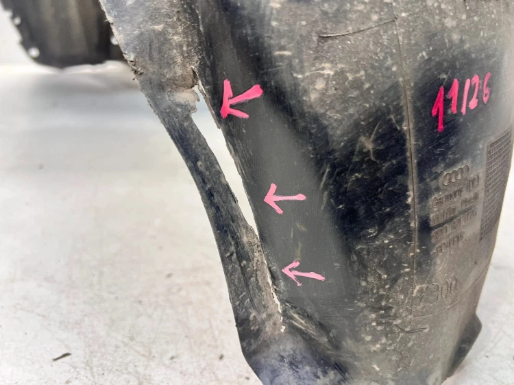 NADKOLE PLASTIKOWE PRAWY PRZÓD AUDI A3 8P 8P0821172G 11/26
