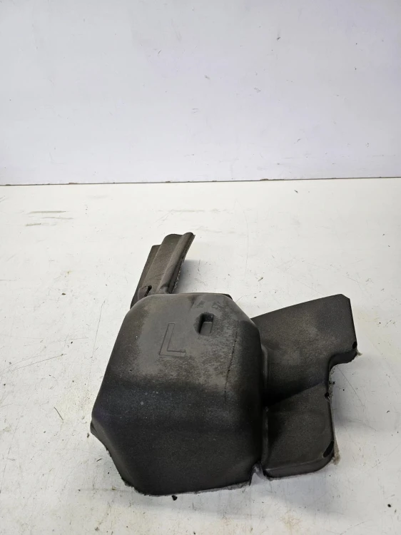 WYGŁUSZENIE BŁOTNIKA LEWE AUDI A4 B9 SEDAN 8W5864785B