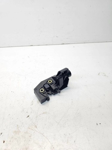 ZAMEK OPARCIA KANAPY PRAWY TYŁ AUDI A4 B6 B7 8E0885880