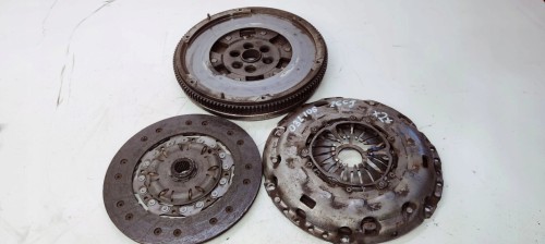 SPRZĘGŁO KOŁO DWUMAS AUDI VW 2.0 TDI 03L105266J *2