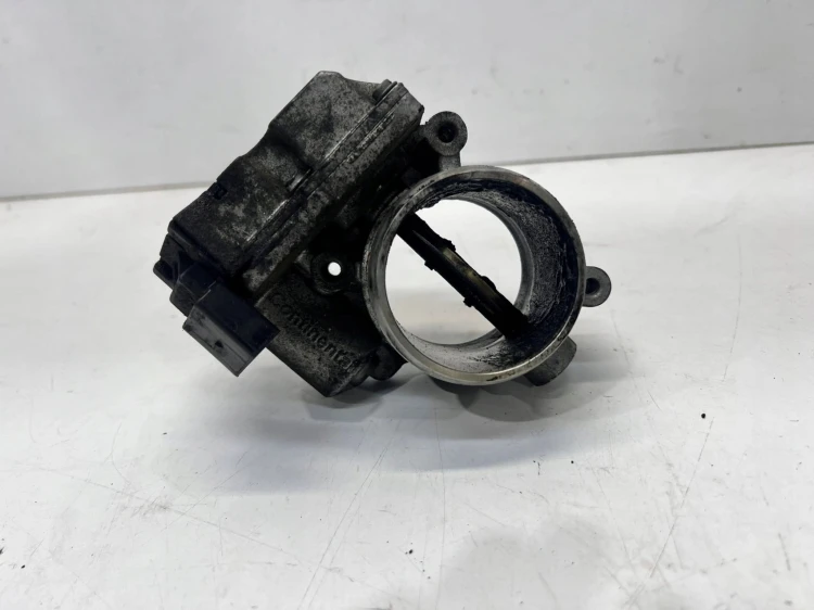 PRZEPUSTNICA KLAPA AUDI VOLKSWAGEN SEAT SKODA 2.7 3.0 TDI 4E0145950G