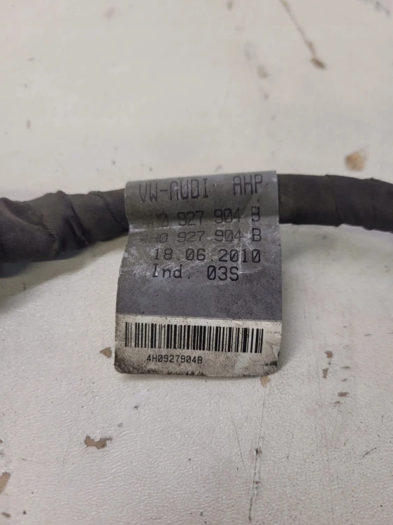 WIĄZKA KABEL ZACISKU PRZÓD AUDI A8 D4 4H0927904B