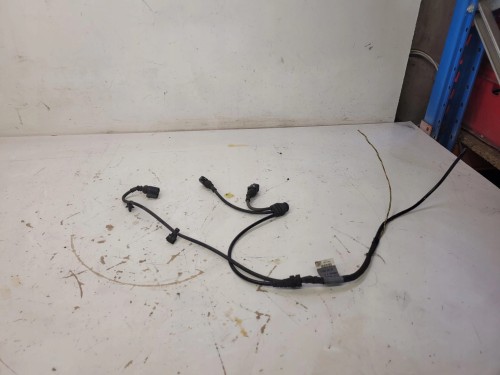 WIĄZKA KABEL ZACISKU PRZÓD AUDI A8 D4 4H0927904B