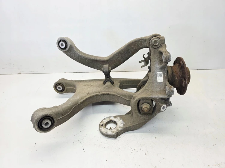 ZWROTNICA PIASTA WAHACZ FWD LEWY TYŁ AUDI A4 B8 A5 8T A6 C7 A7 8K0505431AQ