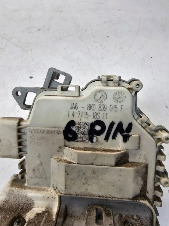 ZAMEK DRZWI LEWY TYŁ AUDI A4 B8 A5 Q5 8K0839015F 6 PIN