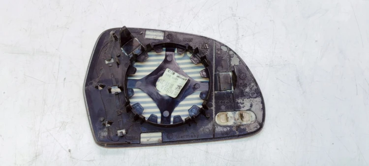 WKŁAD LUSTERKA LEWY AUDI A3 A4 A5 A6 8T0857535D