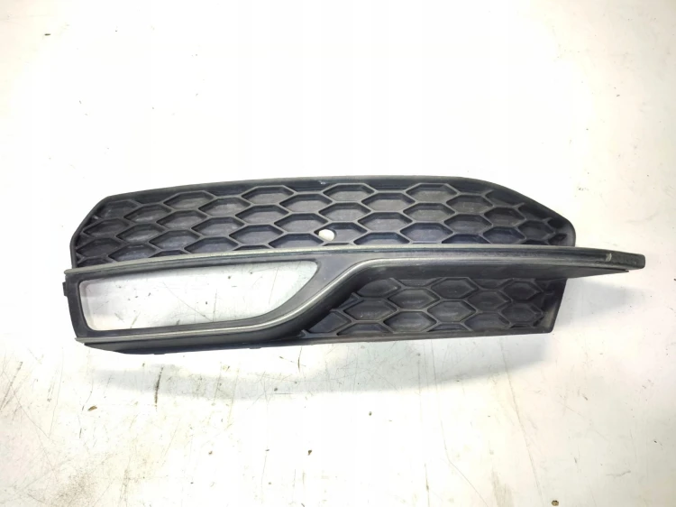 KRATKA ATRAPA ZDERZAKA LEWA AUDI A3 8V S LINE 8V3807681G 1/25