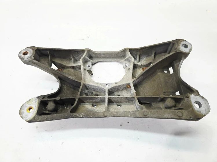 MOCOWANIE ŁAPA PODPORA SKRZYNI BIEGÓW AUDI A4 B8 A5 8T 8K0399263AT
