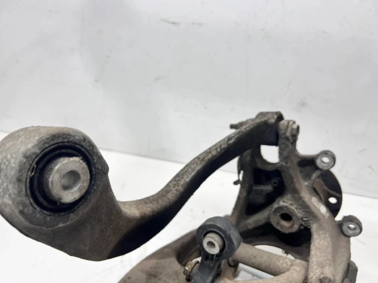ZWROTNICA LEWY TYŁ AUDI A6 C7 A7 Q5 8R0505311F 4G0505431C