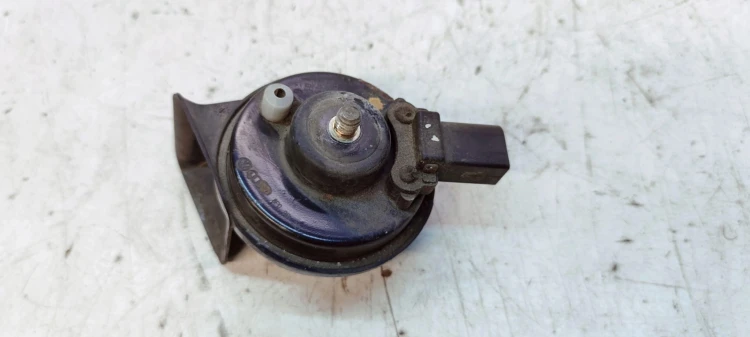 KLAKSON SYGNAŁ LOW AUDI A3 8P LIFT 8P0951221