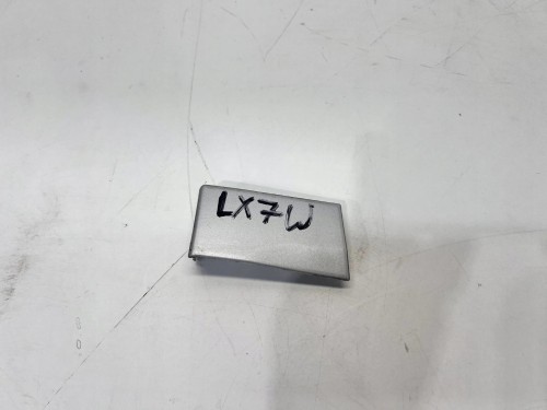 LISTWA Z BŁOTNIKA LEWY PRZÓD AUDI A3 8P 8P0853991B LX7W