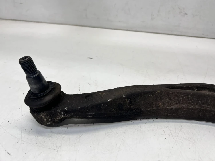 WAHACZ PRAWY PRZÓD AUDI A4 B8 8K0407696G