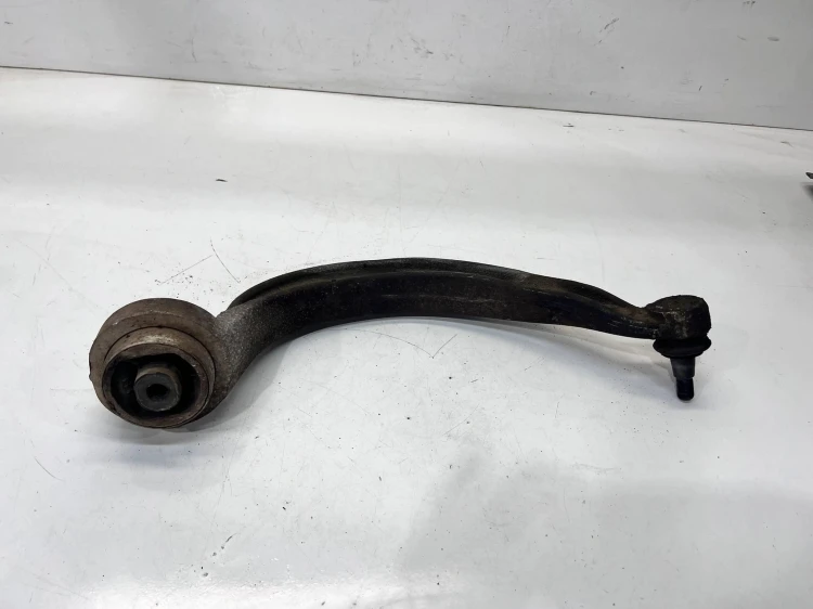 WAHACZ PRAWY PRZÓD AUDI A4 B8 8K0407696G