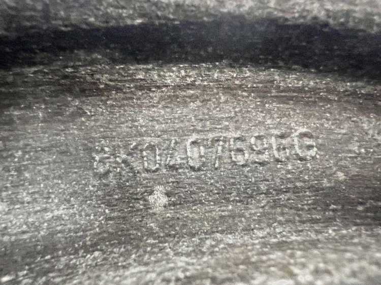 WAHACZ PRAWY PRZÓD AUDI A4 B8 8K0407696G