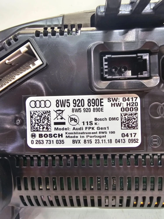 LICZNIK ZEGARY WYŚWIETLACZ AUDI Q5 FY A4 B9 A5 8W VIRTUAL 8W5920890E