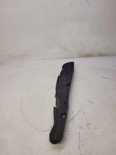 WYGŁUSZENIE BŁOTNIKA LEWE AUDI A4 B9 8W0821111