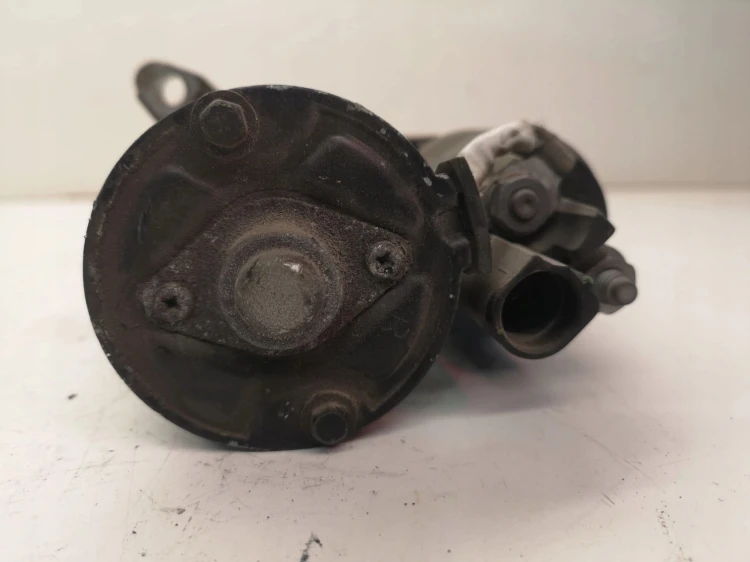 ROZRUSZNIK AUDI A4 B8 A5 Q5 3.2 FSI 079911021C *37