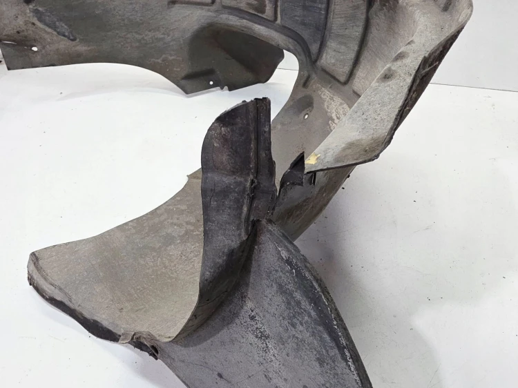 NADKOLE PLASTIKOWE PRAWY PRZÓD AUDI A1 8X 8X0809962F