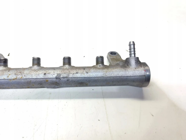 LISTWA WTRYSKOWA BEZ CZUNIKÓW AUDI VW SEAT SKODA 1.6 TDI 03L130089AA
