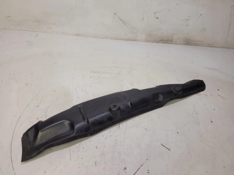 WYGŁUSZENIE BŁOTNIKA LEWE AUDI A4 B9 8W0821111