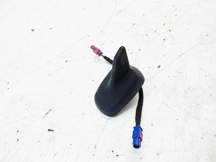 ANTENA LOTKA REKIN AUDI Q5 8R 8R0035503A MAT