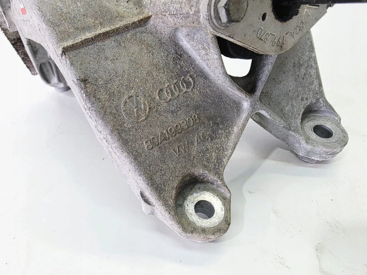 ŁAPA PODPORA SILNIKA PRAWA AUDI Q5 FY 2.0 TFSI 80A199308